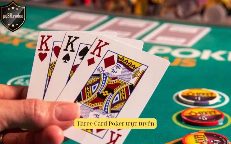 Three Card Poker trực tuyến